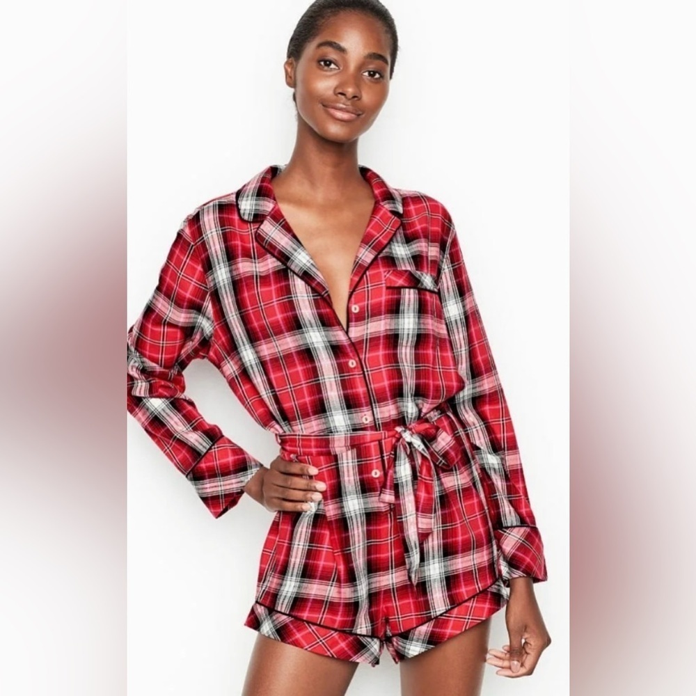 NWT Victoria's Secret Red Plaid Women's Pajama Shorts One Piece. Size Large.